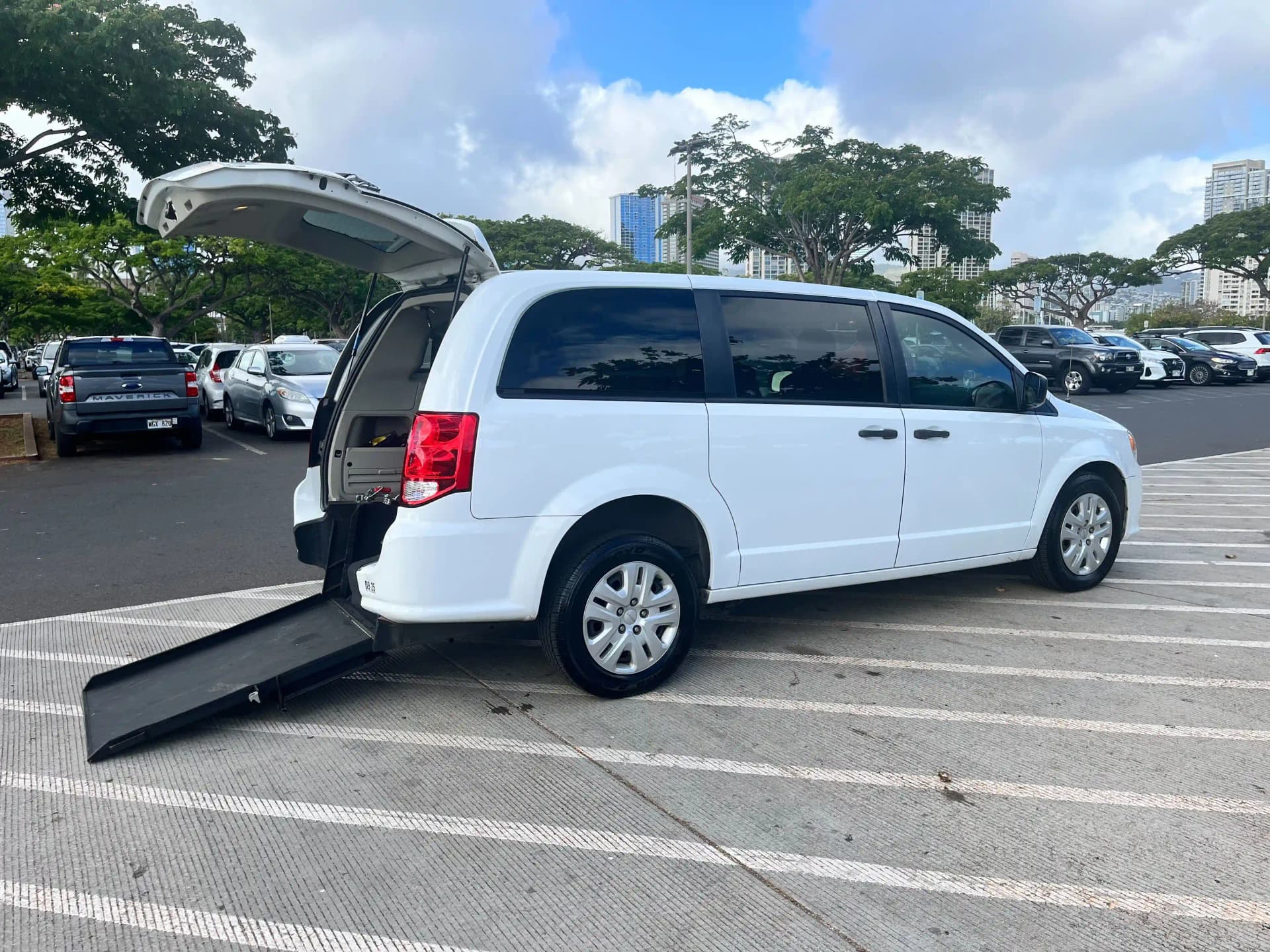 Car Image 6