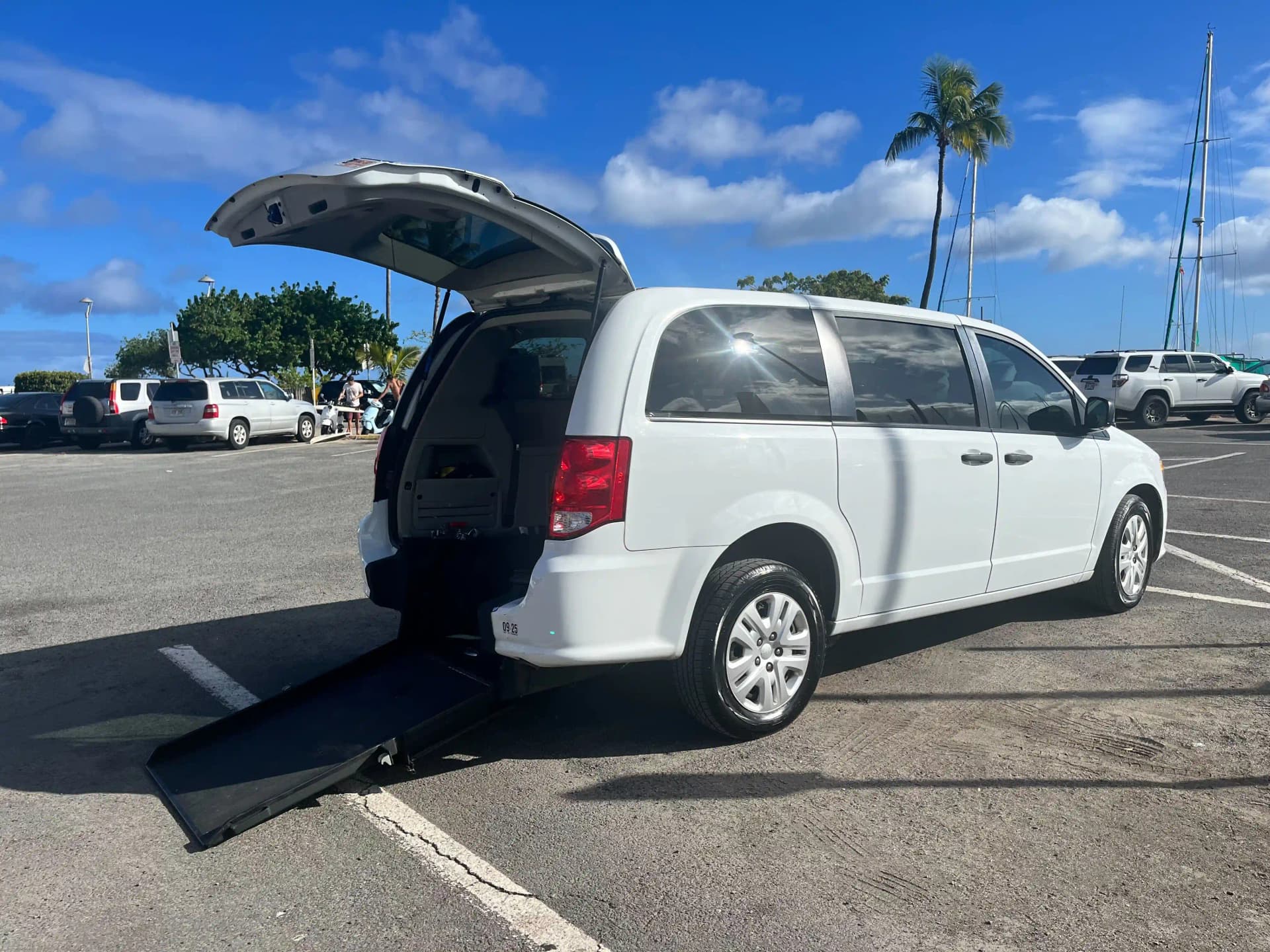 Car Image 8